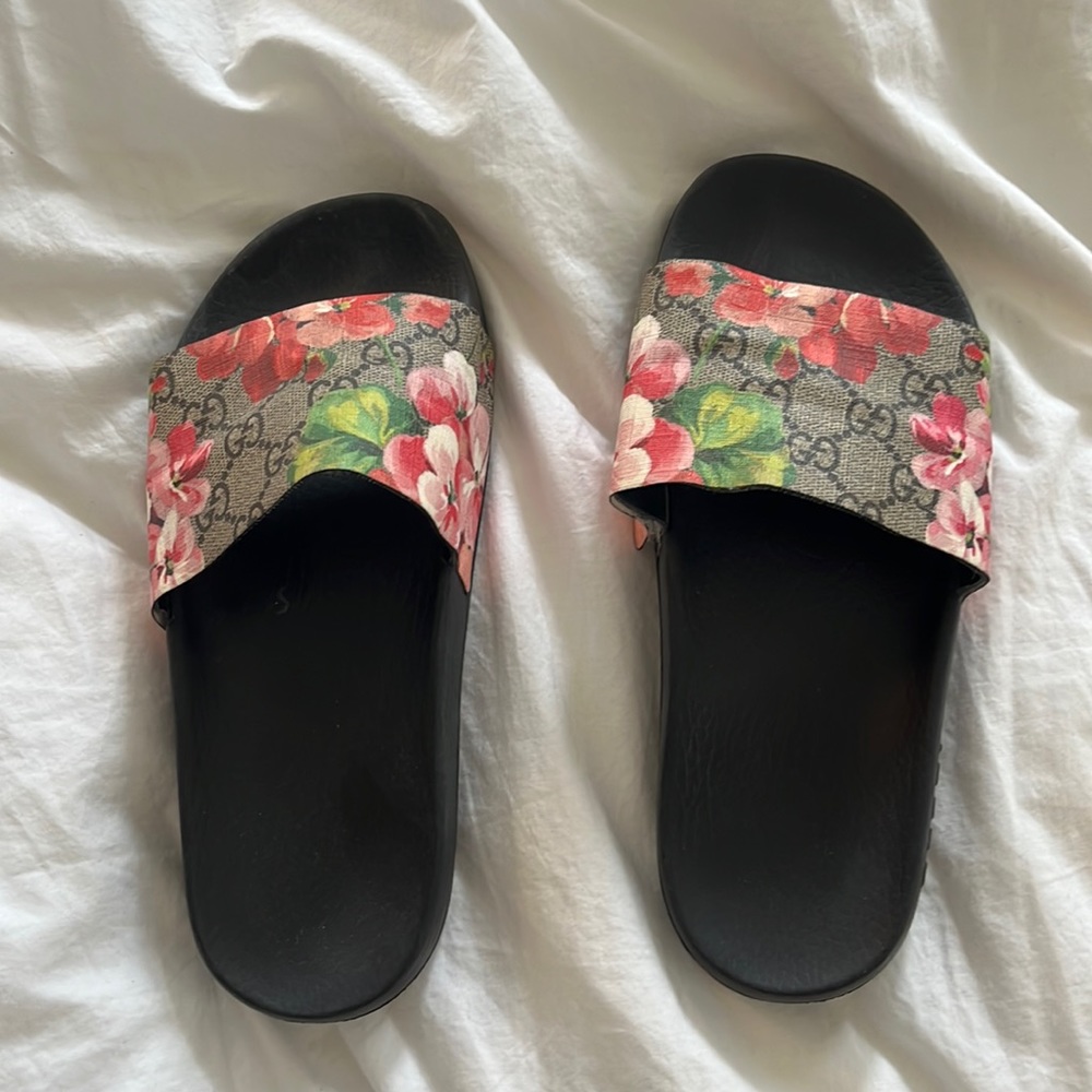Gucci slides